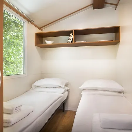 Holiday Resort Medveja 3* メドヴェヤ