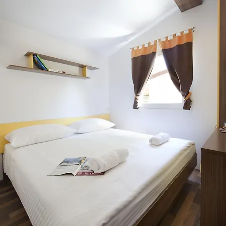 Holiday Resort Medveja 3* メドヴェヤ