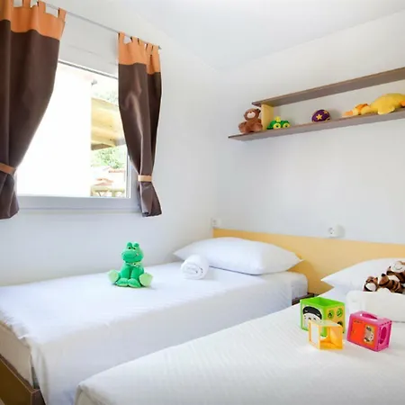 ホリデーパーク Holiday Resort Medveja
