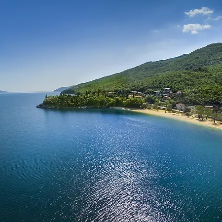 Holiday Resort Medveja 3*